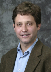 Tobias, (33), aus Osteuropa ist Single