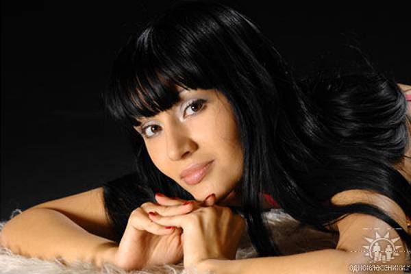 Alexandra sucht wie viele ukrainische und russische Frauen eine Partner über eine Partnervermittlung, Foto 4 Alexandra - Partnervermittlung Ukraine, Foto 4