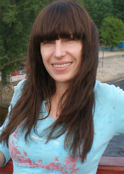 Inna ist Mitglied bei der Partnervermittlung Ukraine Foto von Inna - eine Frau aus der Ukraine auf Partnersuche