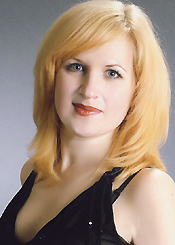 Elina, (49), aus Osteuropa ist Single