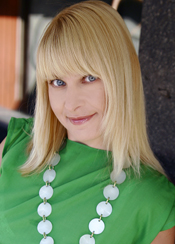 Elena, (49), aus Osteuropa ist Single