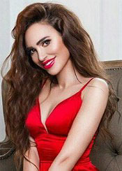 Alina ist Mitglied bei der Partnervermittlung Ukraine Foto von Alina - eine Frau aus der Ukraine auf Partnersuche