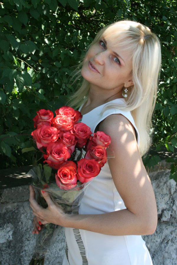 Olga sucht wie viele ukrainische und russische Frauen eine Partner über eine Partnervermittlung, Foto 3 Olga - Partnervermittlung Ukraine, Foto 3