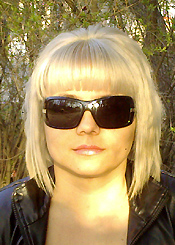 Anna, (49), aus Osteuropa ist Single