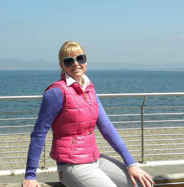 Elena sucht wie viele ukrainische und russische Frauen eine Partner über eine Partnervermittlung, Foto 1 Elena - Partnervermittlung Ukraine, Foto 1
