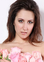 Partnervermittlung Ukraine: Anastasia auf Partnersuche Ukrainische Frauen - Anastasia sucht einen Lebenspartner