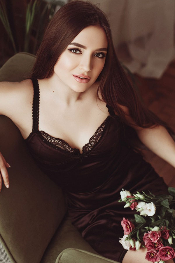 Alina sucht wie viele ukrainische und russische Frauen eine Partner über eine Partnervermittlung, Foto 8 Alina - Partnervermittlung Ukraine, Foto 8