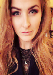 Lina ist Mitglied bei der Partnervermittlung Ukraine Foto von Lina - eine Frau aus der Ukraine auf Partnersuche