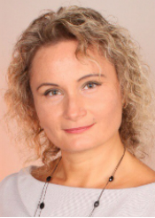 Marina, (56), aus Osteuropa ist Single