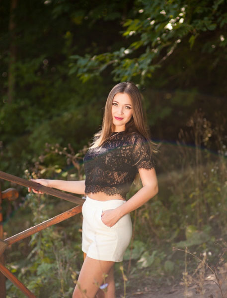 Alena sucht wie viele ukrainische und russische Frauen eine Partner über eine Partnervermittlung, Foto 2 Alena - Partnervermittlung Ukraine, Foto 2