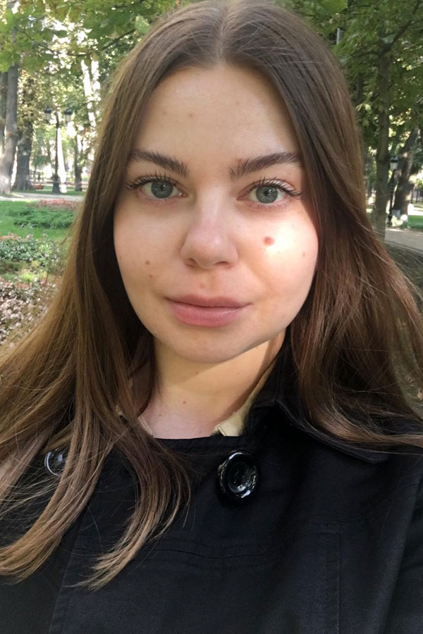 Zoya sucht wie viele ukrainische und russische Frauen eine Partner über eine Partnervermittlung, Foto 4 Zoya - Partnervermittlung Ukraine, Foto 4