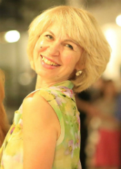 Viktoria, (55), aus Osteuropa ist Single