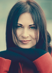 Oksana ist Mitglied bei der Partnervermittlung Ukraine Foto von Oksana - eine Frau aus der Ukraine auf Partnersuche