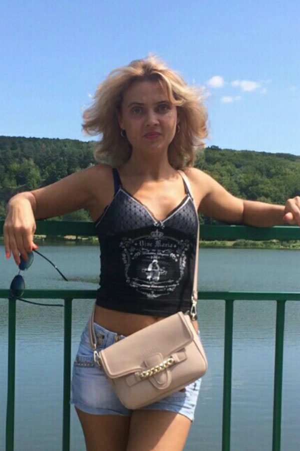 Olga sucht wie viele ukrainische und russische Frauen eine Partner über eine Partnervermittlung, Foto 1 Olga - Partnervermittlung Ukraine, Foto 1
