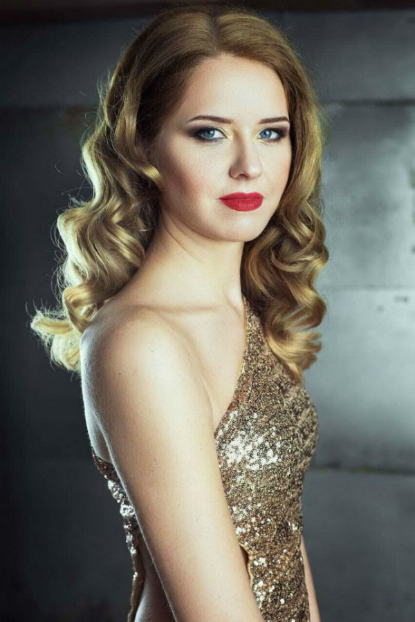 Olga sucht wie viele ukrainische und russische Frauen eine Partner über eine Partnervermittlung, Foto 1 Olga - Partnervermittlung Ukraine, Foto 1