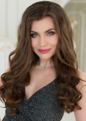 Natalia ist Mitglied bei der Partnervermittlung Ukraine Foto von Natalia - eine Frau aus der Ukraine auf Partnersuche