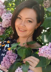 Elena ist Mitglied bei der Partnervermittlung Ukraine Foto von Elena - eine Frau aus der Ukraine auf Partnersuche
