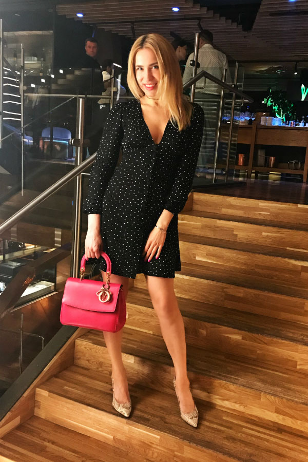Viktoria sucht wie viele ukrainische und russische Frauen eine Partner über eine Partnervermittlung, Foto 1 Viktoria - Partnervermittlung Ukraine, Foto 1