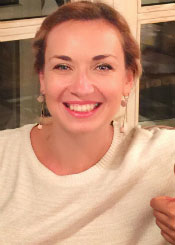 Elena ist Mitglied bei der Partnervermittlung Ukraine Foto von Elena - eine Frau aus der Ukraine auf Partnersuche