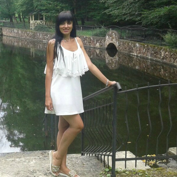 Lilia sucht wie viele ukrainische und russische Frauen eine Partner über eine Partnervermittlung, Foto 2 Lilia - Partnervermittlung Ukraine, Foto 2