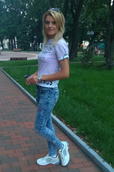 Ehevermittlung Ukraine, Foto von Inna aus Chernigov - Ukraine, Foto 1 Inna - Partnervermittlung Ukraine, Foto 1