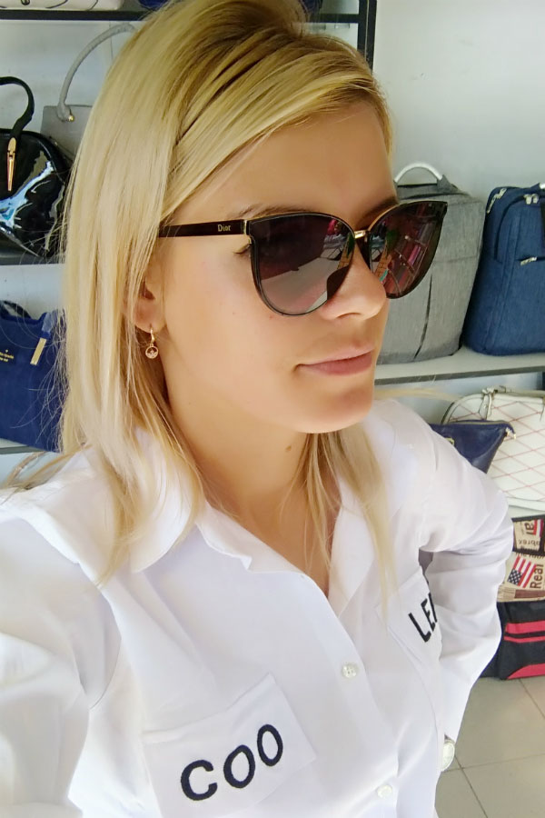 Ehevermittlung Ukraine, Foto von Inna aus Chernigov - Ukraine, Foto 4 Inna - Partnervermittlung Ukraine, Foto 4