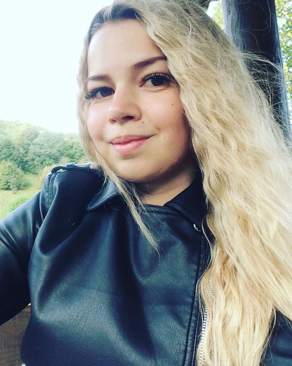 Nadinka sucht wie viele ukrainische und russische Frauen eine Partner über eine Partnervermittlung, Foto 1 Nadinka - Partnervermittlung Ukraine, Foto 1