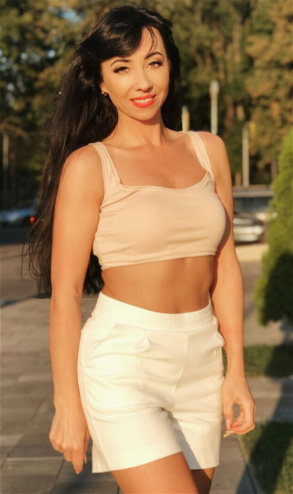 Oksana sucht wie viele ukrainische und russische Frauen eine Partner über eine Partnervermittlung, Foto 5 Oksana - Partnervermittlung Ukraine, Foto 5