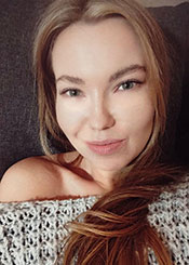 Partnervermittlung Ukraine: Yulia auf Partnersuche Ukrainische Frauen - Yulia sucht einen Lebenspartner