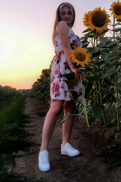 Alena sucht wie viele ukrainische und russische Frauen eine Partner über eine Partnervermittlung, Foto 5 Alena - Partnervermittlung Ukraine, Foto 5