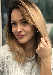 Partnervermittlung Ukraine: Michaela auf Partnersuche Ukrainische Frauen - Michaela sucht einen Lebenspartner