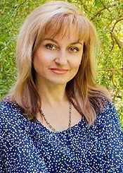 Olesya, (54), aus Osteuropa ist Single