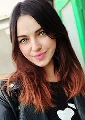 Partnervermittlung Ukraine: Katerina auf Partnersuche Ukrainische Frauen - Katerina sucht einen Lebenspartner