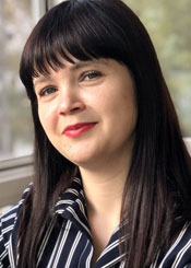 Julia, (41), aus Osteuropa ist Single