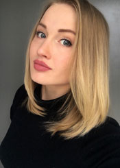 Julia, (37), aus Osteuropa ist Single