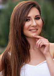 Ekaterina, (31), aus Osteuropa ist Single