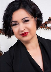 Partnervermittlung Ukraine: Svetlana auf Partnersuche Ukrainische Frauen - Svetlana sucht einen Lebenspartner