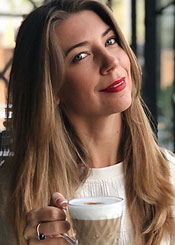 Partnervermittlung Ukraine: Yulia auf Partnersuche Ukrainische Frauen - Yulia sucht einen Lebenspartner