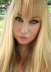 Partnervermittlung Ukraine: Alena auf Partnersuche Ukrainische Frauen - Alena sucht einen Lebenspartner