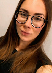 Partnervermittlung Ukraine: Katerina auf Partnersuche Ukrainische Frauen - Katerina sucht einen Lebenspartner