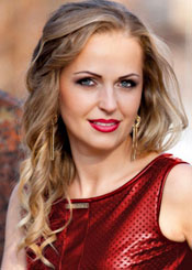 Partnervermittlung Ukraine: Elena auf Partnersuche Ukrainische Frauen - Elena sucht einen Lebenspartner