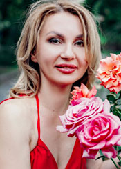 Yulia, (42), aus Osteuropa ist Single