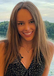 Partnervermittlung Ukraine: Yulia auf Partnersuche Ukrainische Frauen - Yulia sucht einen Lebenspartner