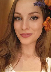 Partnervermittlung Ukraine: Victoria auf Partnersuche Ukrainische Frauen - Victoria sucht einen Lebenspartner