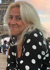 Partnervermittlung Ukraine: Elena auf Partnersuche Ukrainische Frauen - Elena sucht einen Lebenspartner