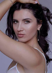Nataliya, (39), aus Osteuropa ist Single