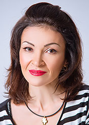 Lesya, (49), aus Osteuropa ist Single