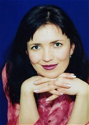 Lora, (59), aus Osteuropa ist Single