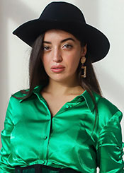 Partnervermittlung Ukraine: Anna auf Partnersuche Ukrainische Frauen - Anna sucht einen Lebenspartner