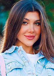 Partnervermittlung Ukraine: Anna auf Partnersuche Ukrainische Frauen - Anna sucht einen Lebenspartner